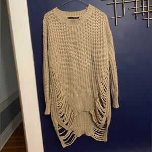 Women’s tic toc sweater size L